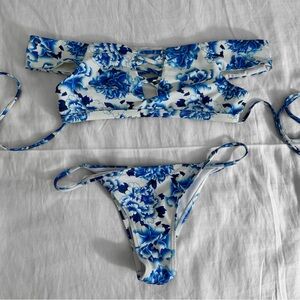 Blue bikini set size small / medium